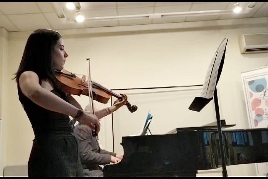 Viola - violín - piano