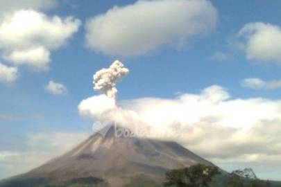 Volcán Arenal ( Costa Rica)