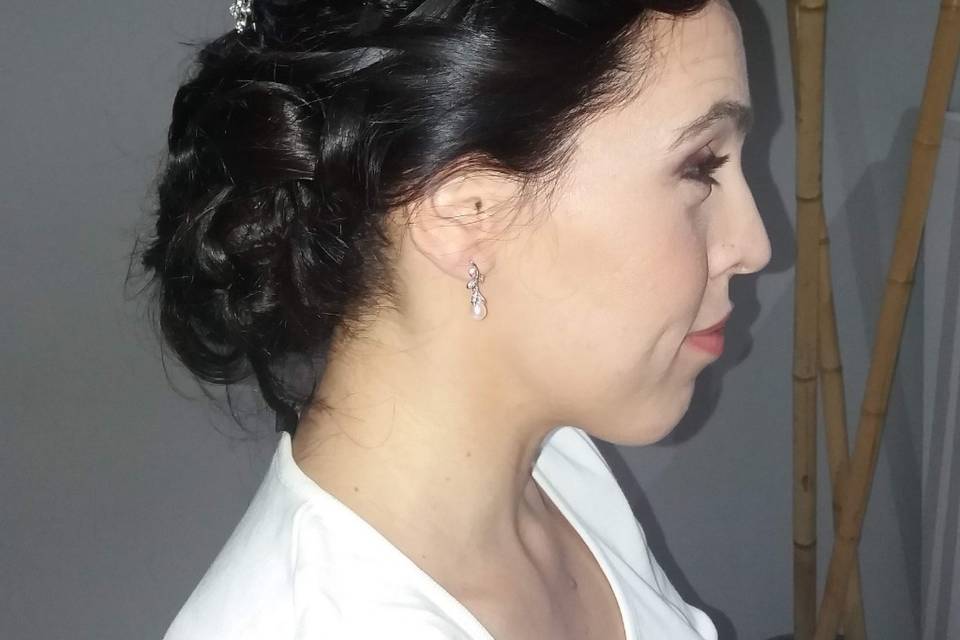 Maquillaje y peluquería para novias