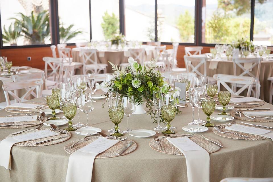 MESA SALÓN