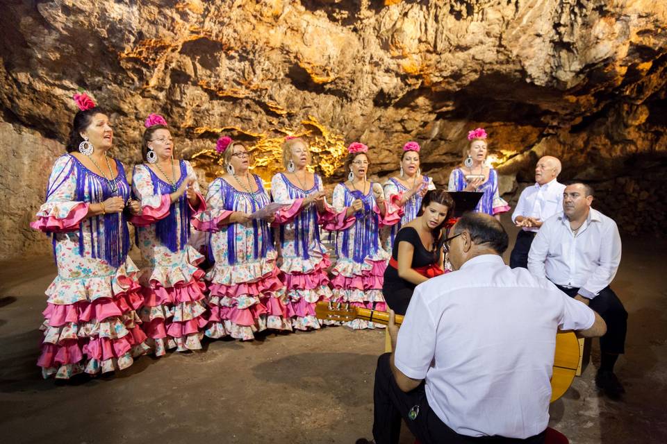 Coro en cueva