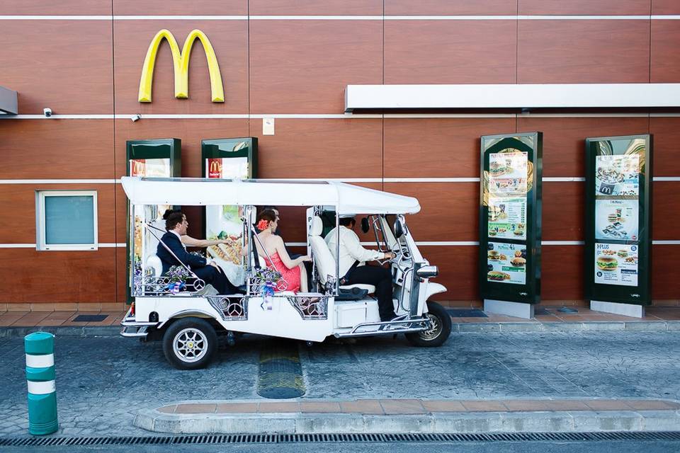 Novios en el McDonalds