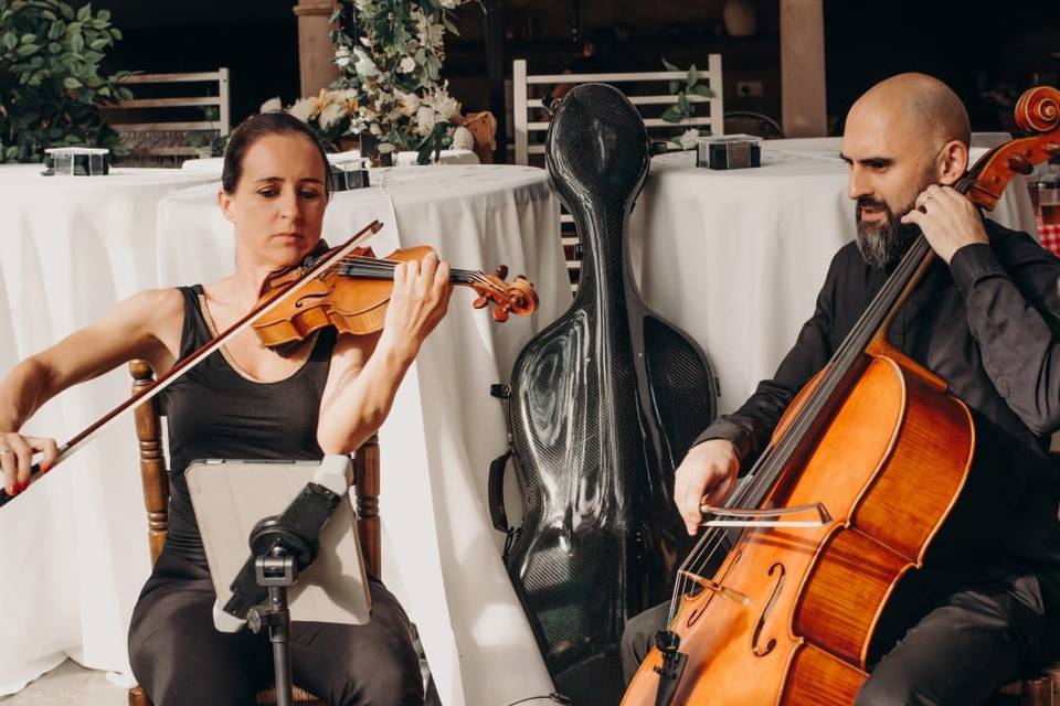 Dúo VEM - Violín y chelo