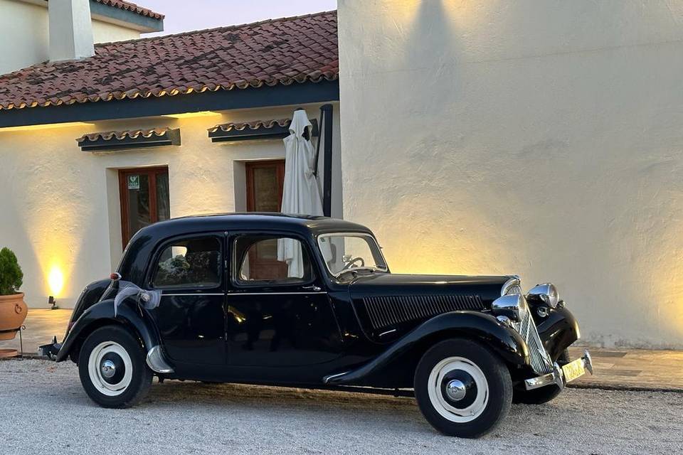 Food truck Citroën hy negra