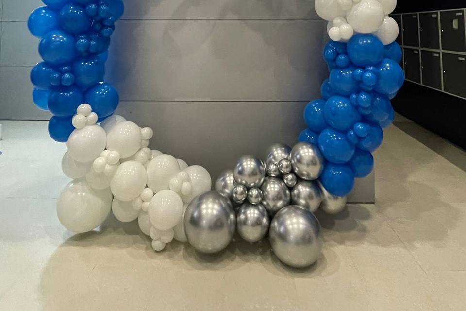 Decoración arco con globos