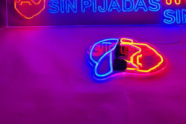 Neones personalizados