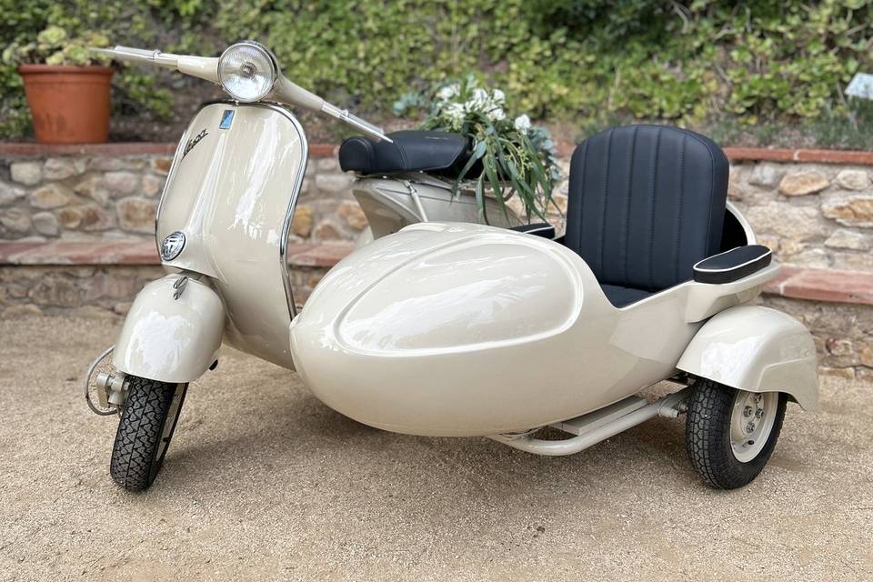 Vespa sidecar 1955