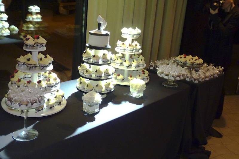 Presentación de cupcakes en boda
