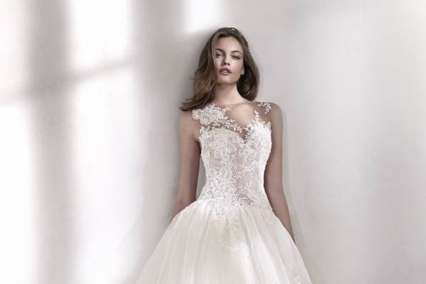 Pronovias - Linas