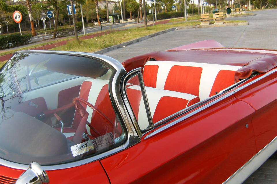 Le Sabre interior