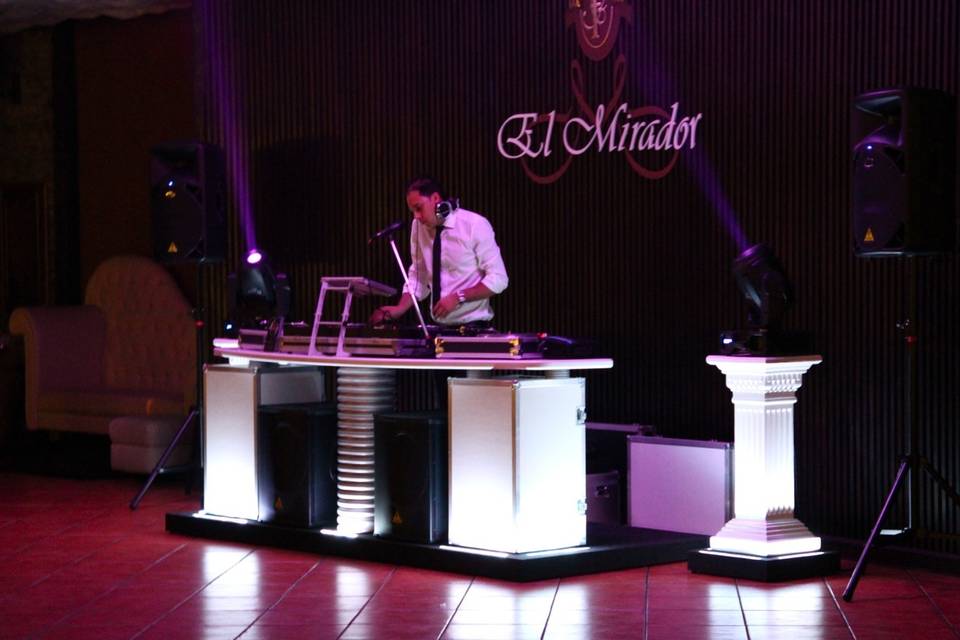 Deejay Factory Discotecas Móviles