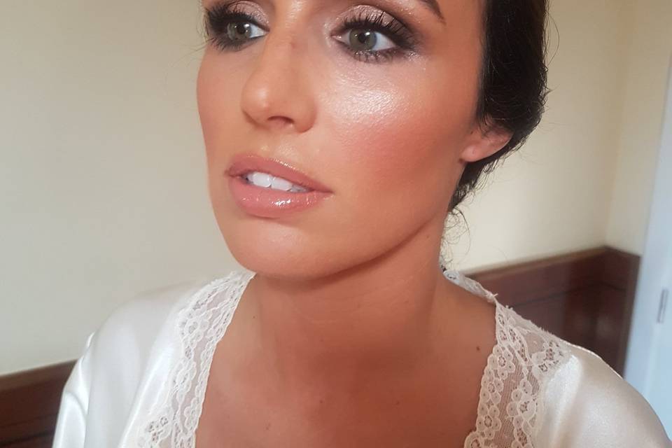 Crcmakeup Artist