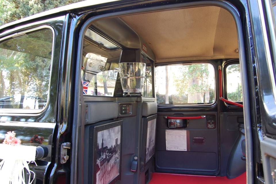 Interior del Taxi Inglés