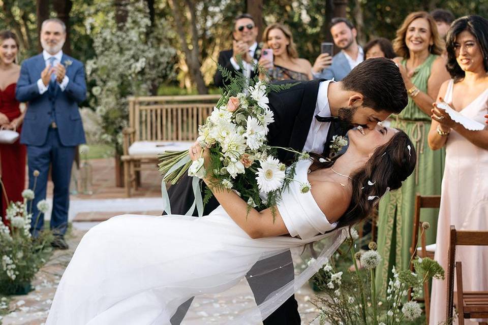 CARLOS & JULIE