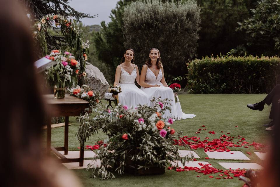 Ceremonia civil en el jardín