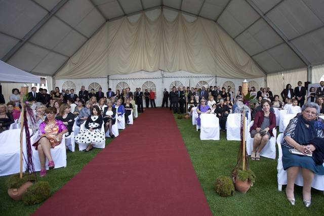 Carpa para la ceremonia al aire libre