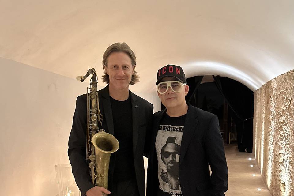 Sax & DJ