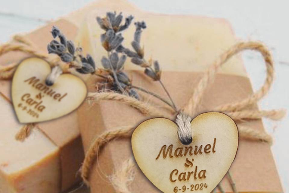 Etiquetas de madera