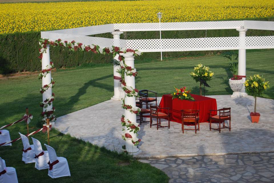 Pérgola para bodas civiles