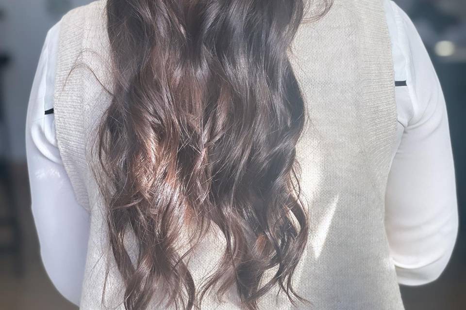 Semi recogido con ondas