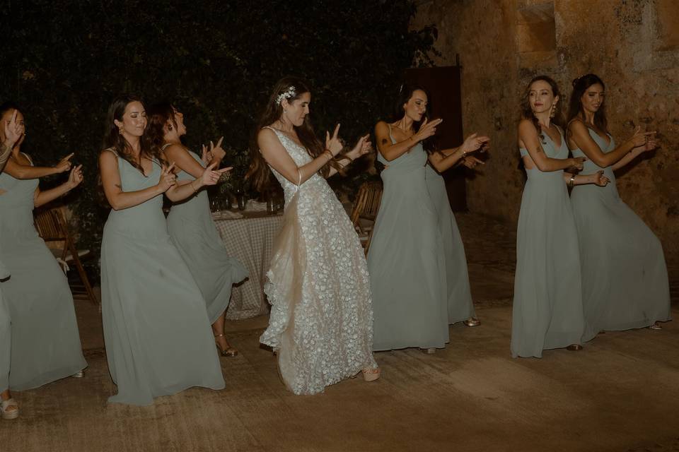Amigas novia