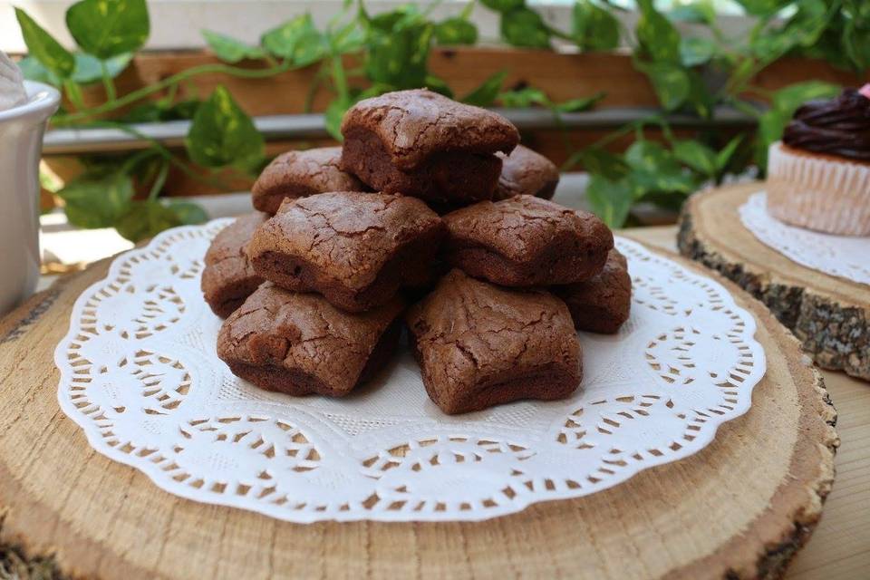 Brownies en mesa dulce