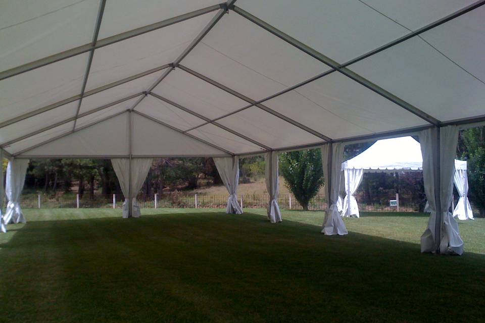 Carpa c/tarima-decoración