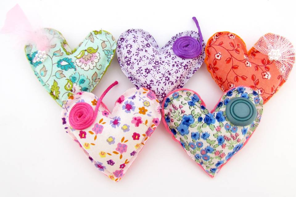 Broches corazones