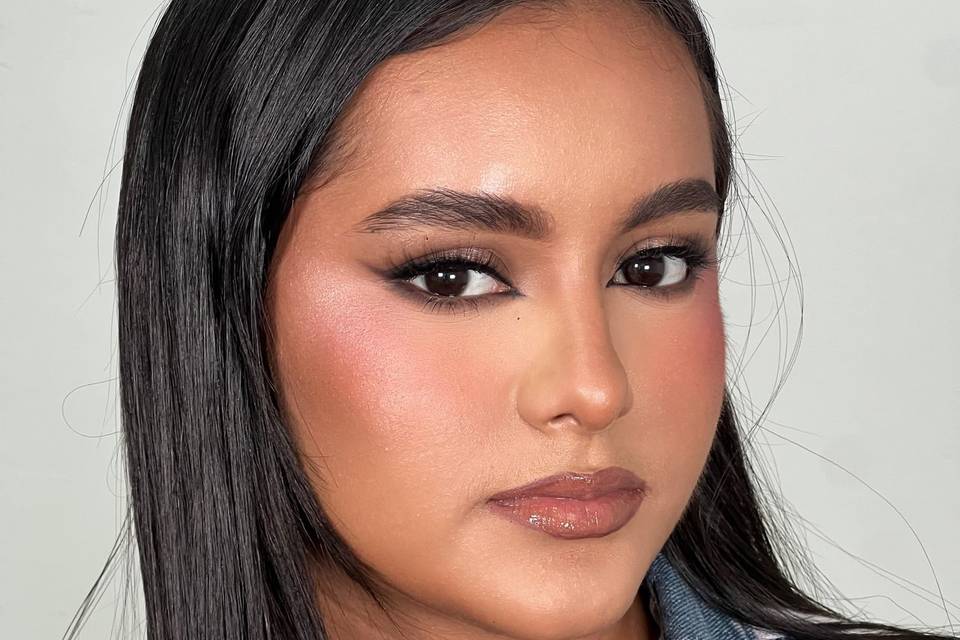 Full glam makeup