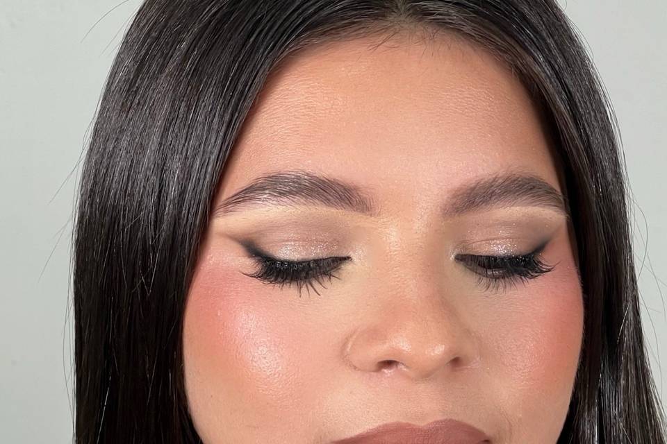 Full glam makeup
