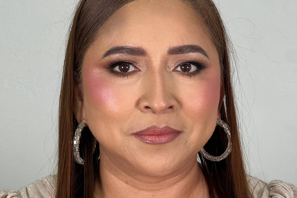 Full glam makeup