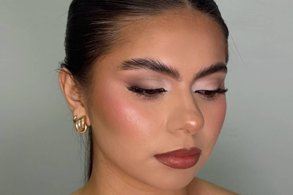 Full glam makeup