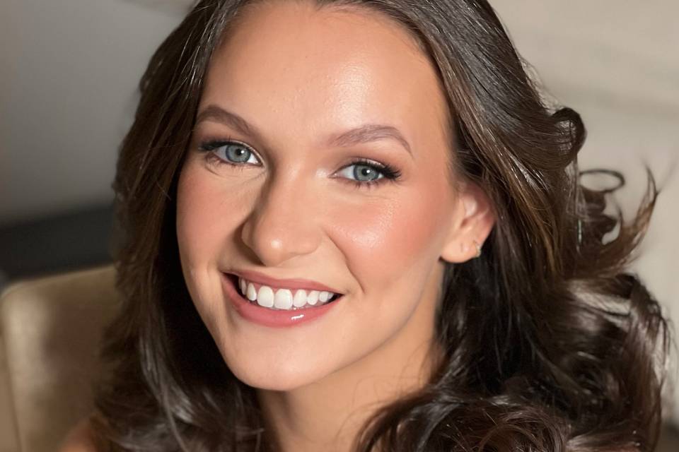 Full glam makeup