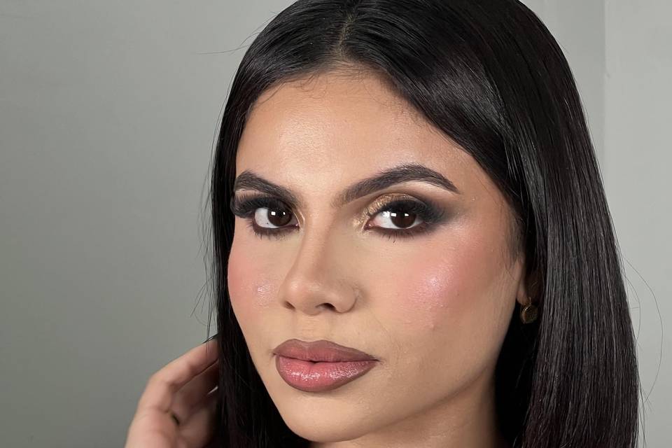Full glam makeup