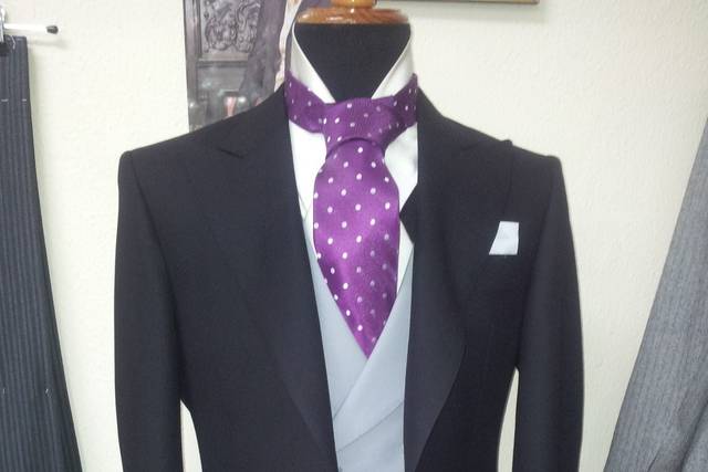 Traje elegante