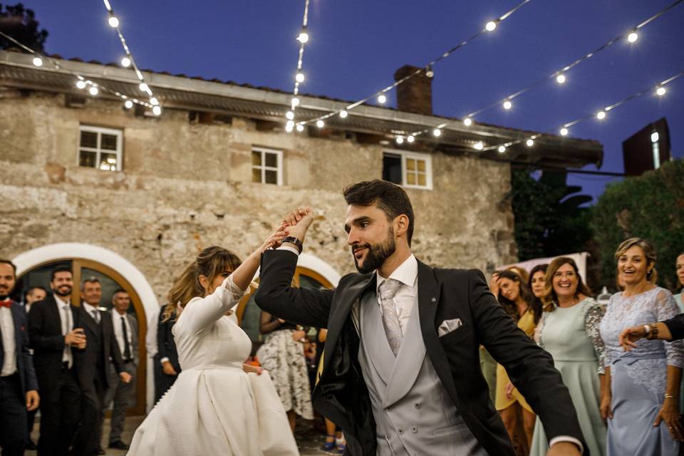 Fiesta y baile de una boda