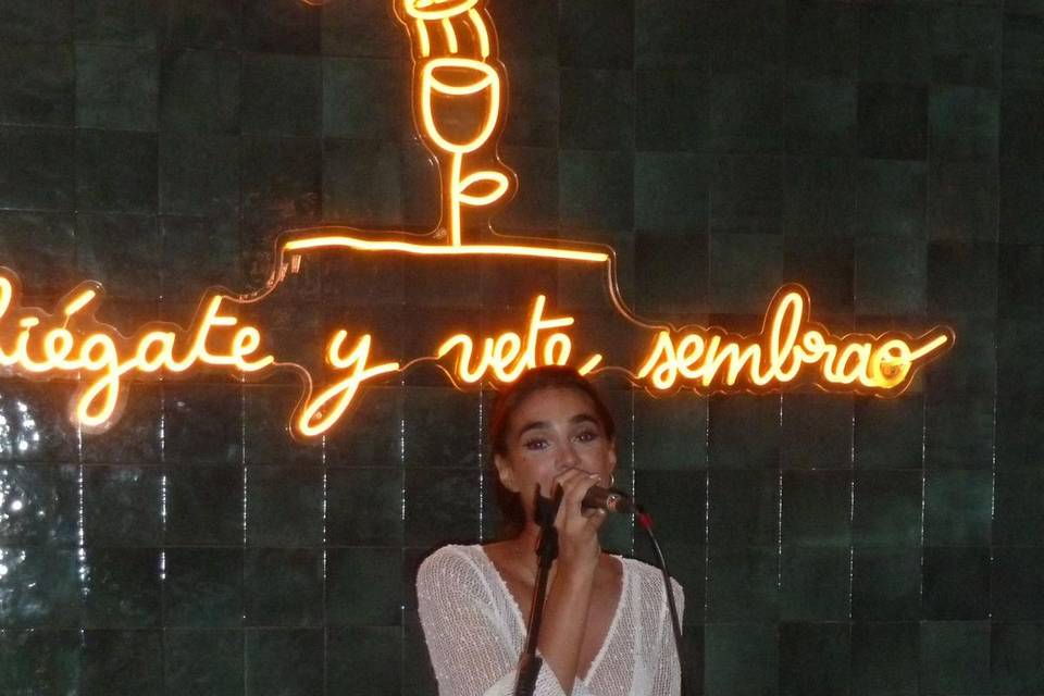 Diana Tobar