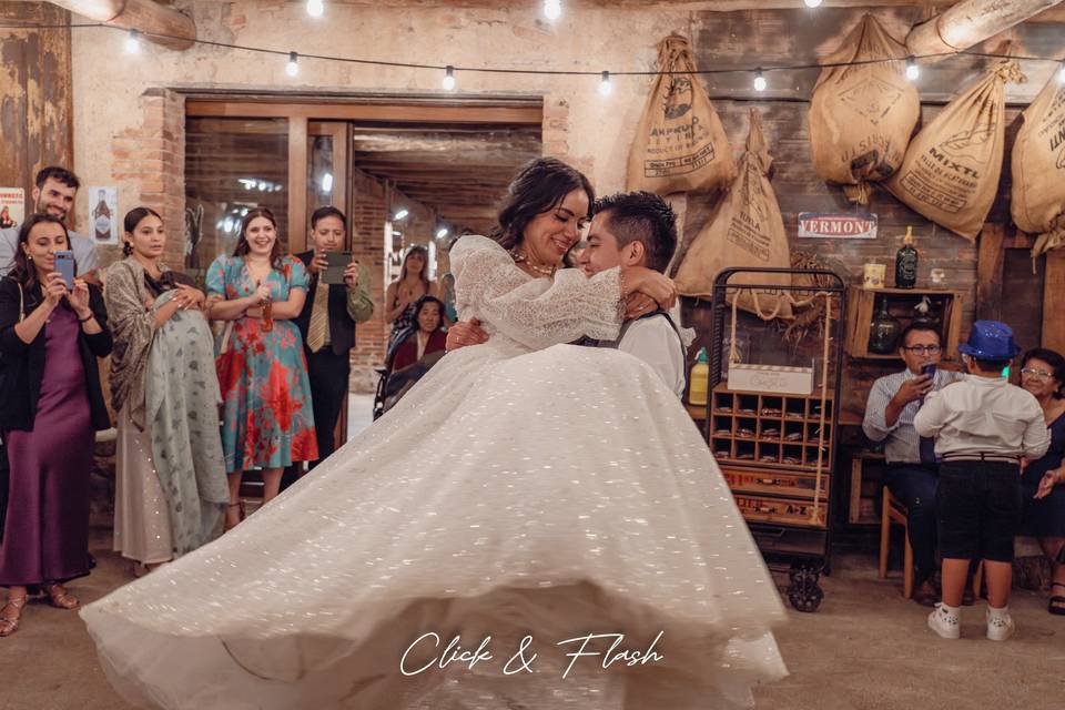 N&S - el baile