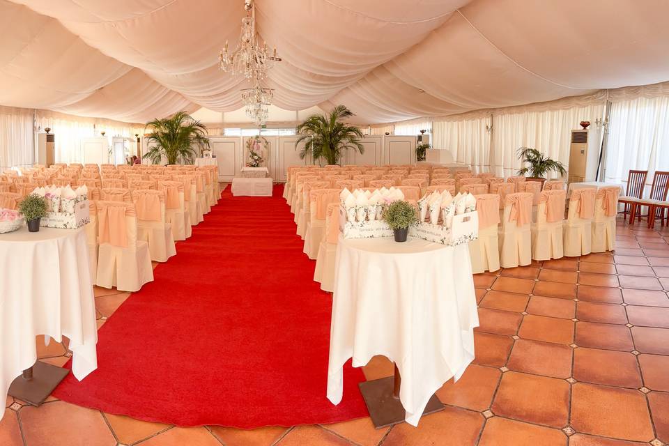 Ceremonia en la carpa