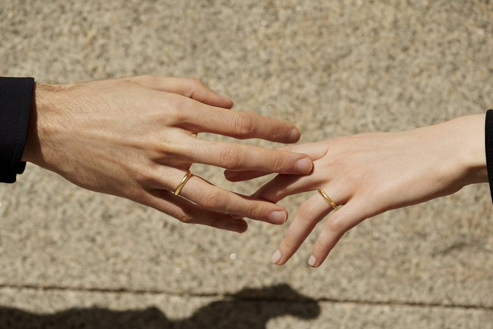 Mesa manicura Mobiliarios para empresas de segunda mano barato en Madrid  Provincia