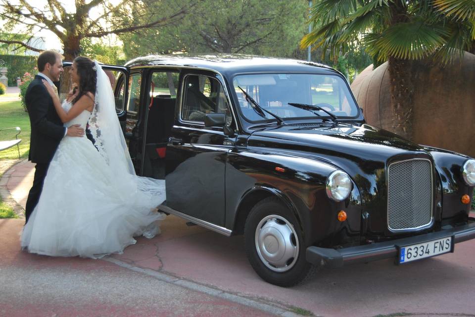 Boda en Taxi Inglés