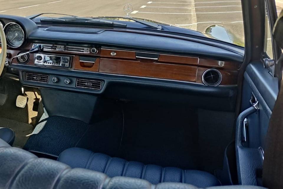 Interior Mercedes 280 S