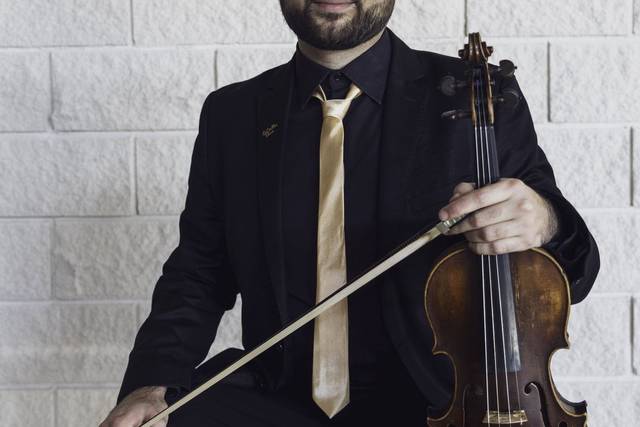 Pablo - Violín/Productor/Cajón