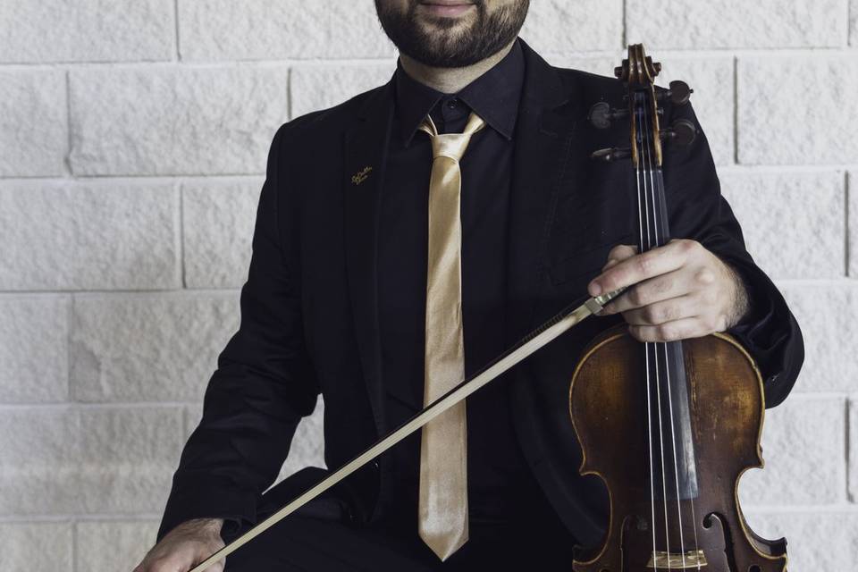Pablo - Violín/Productor/Cajón