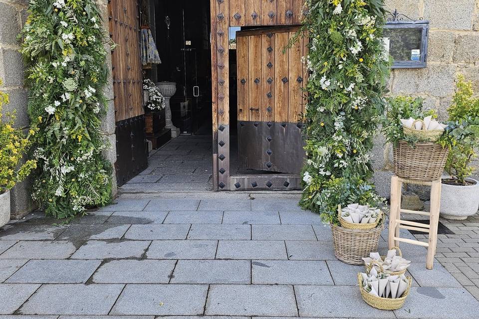 Entrada iglesia