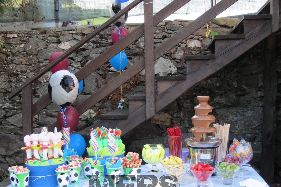 Buffet de chuches con fondue de chocolate