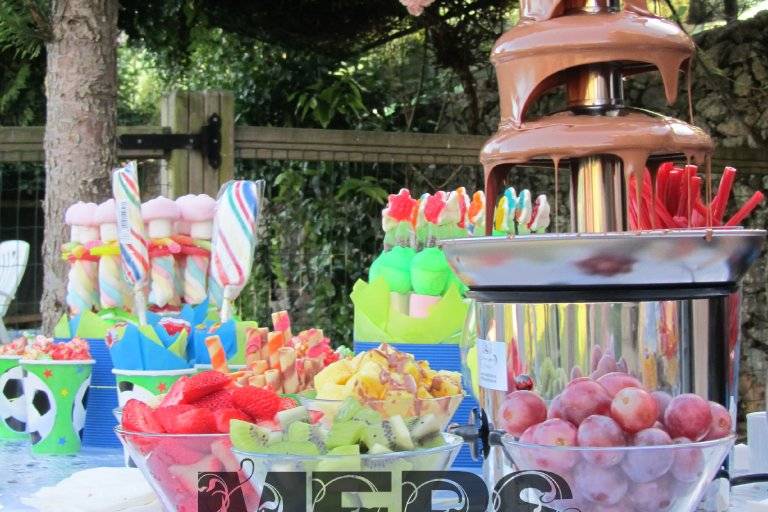 Buffet de chuches con fondue de chocolate