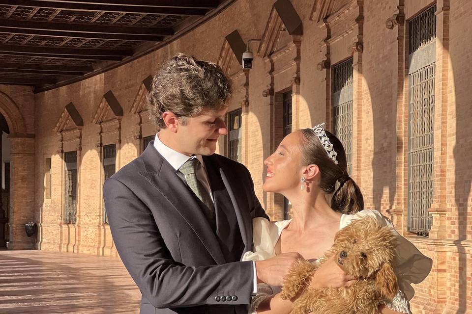 👰🏻‍♀️🤵🏻