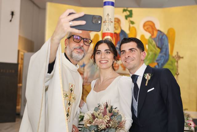 Selfie con el cura