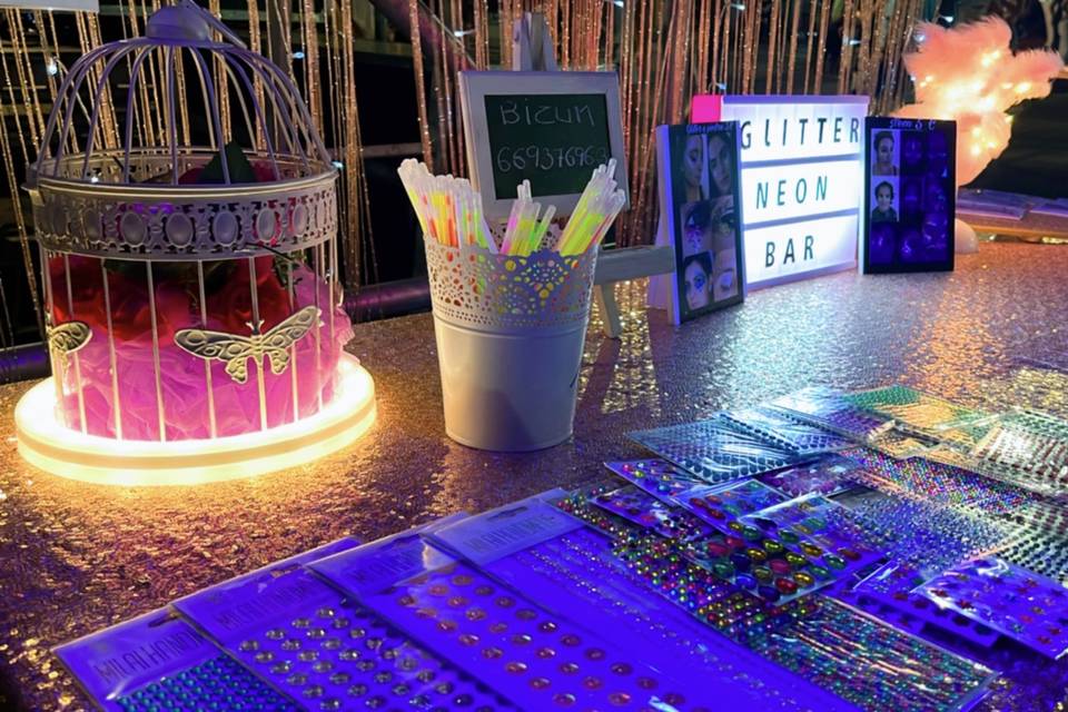 Glitter bar